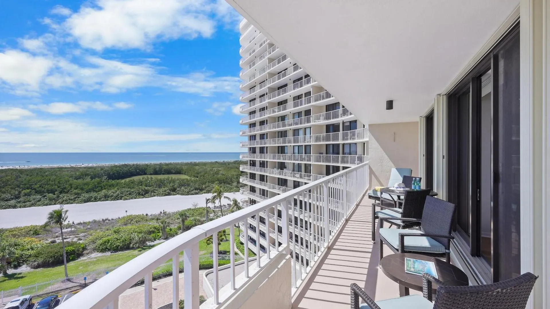 South Seas Tower 3-806 *