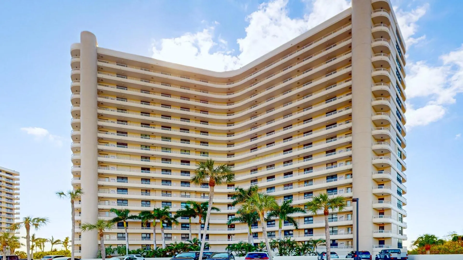 South Seas Ocean Please Apartment *