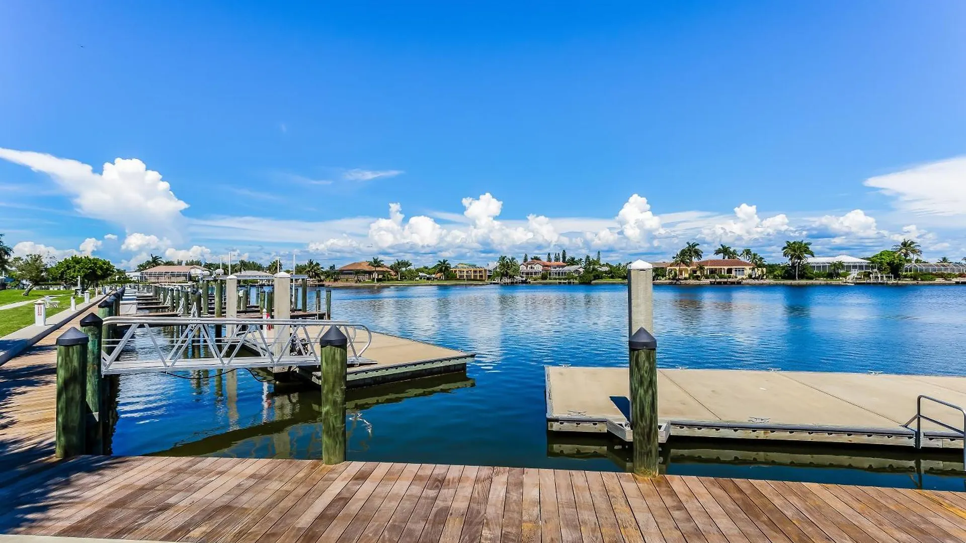Apartment South Seas Ocean Please Marco Island