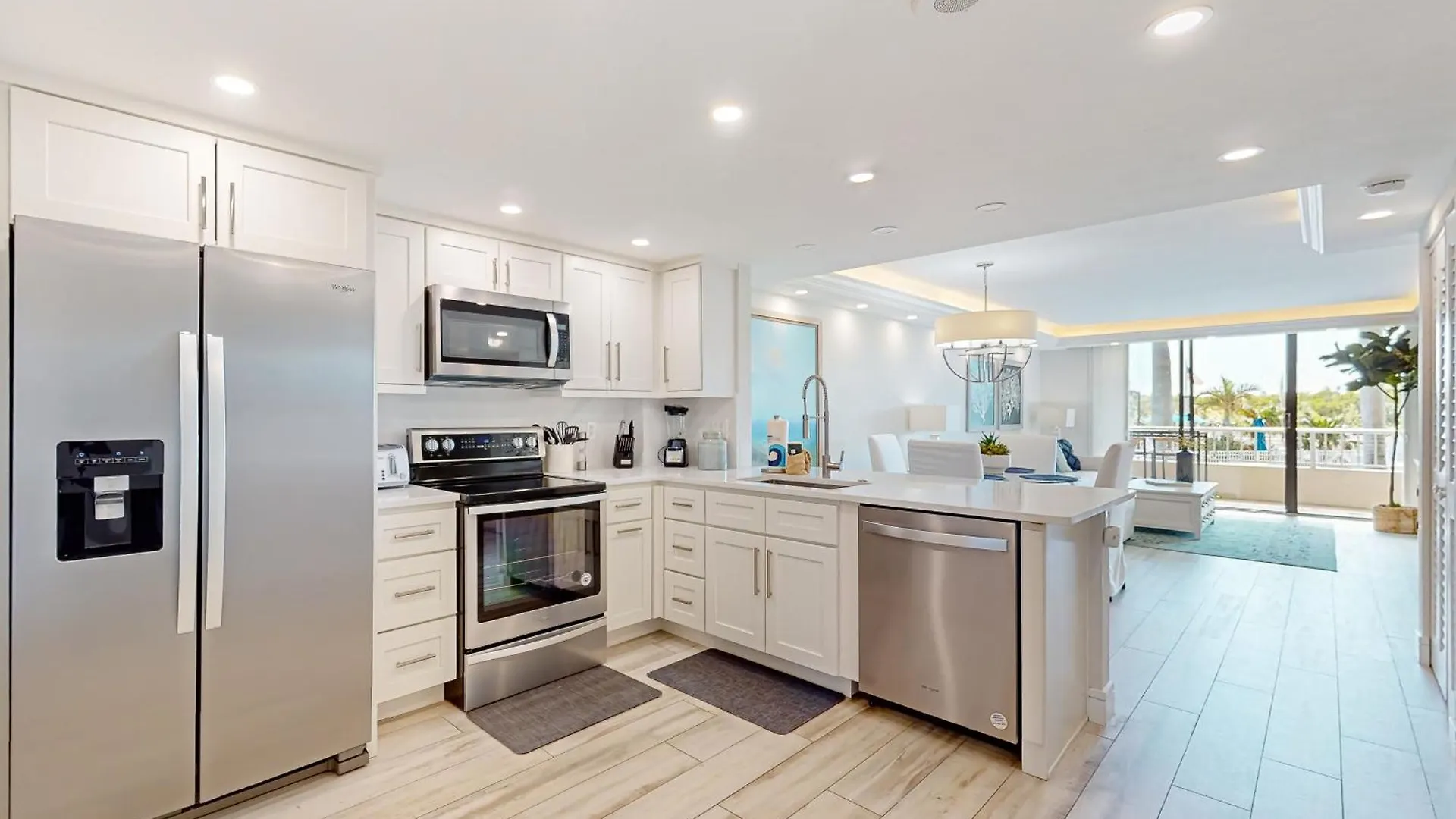 South Seas Ocean Please Apartment