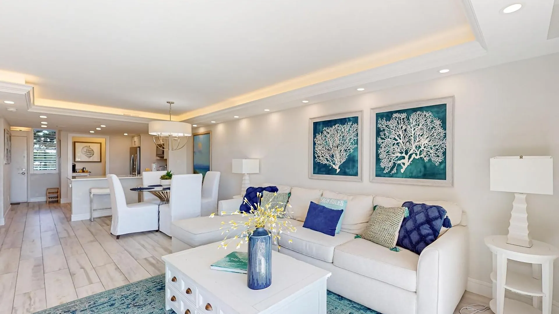 South Seas Ocean Please Apartment