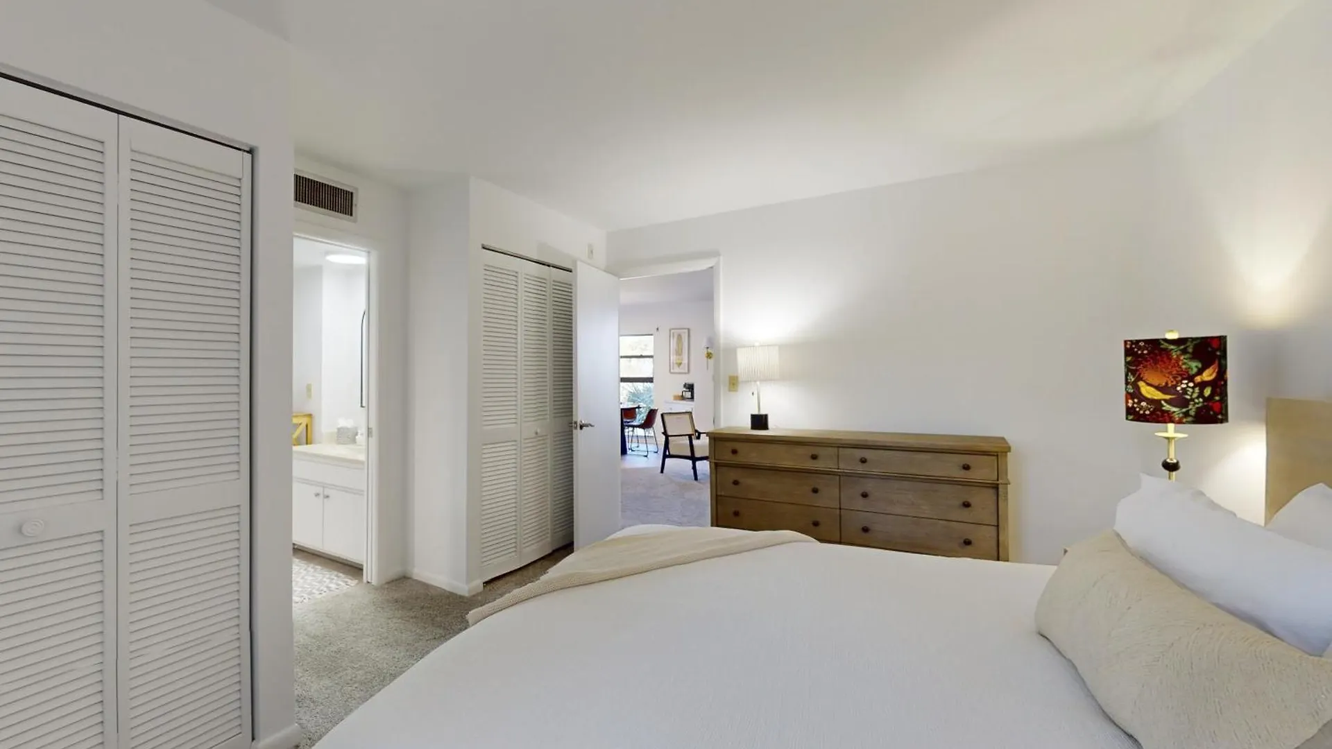 Apartment Retreat, Relax, & Repeat In Riverside Marco Island