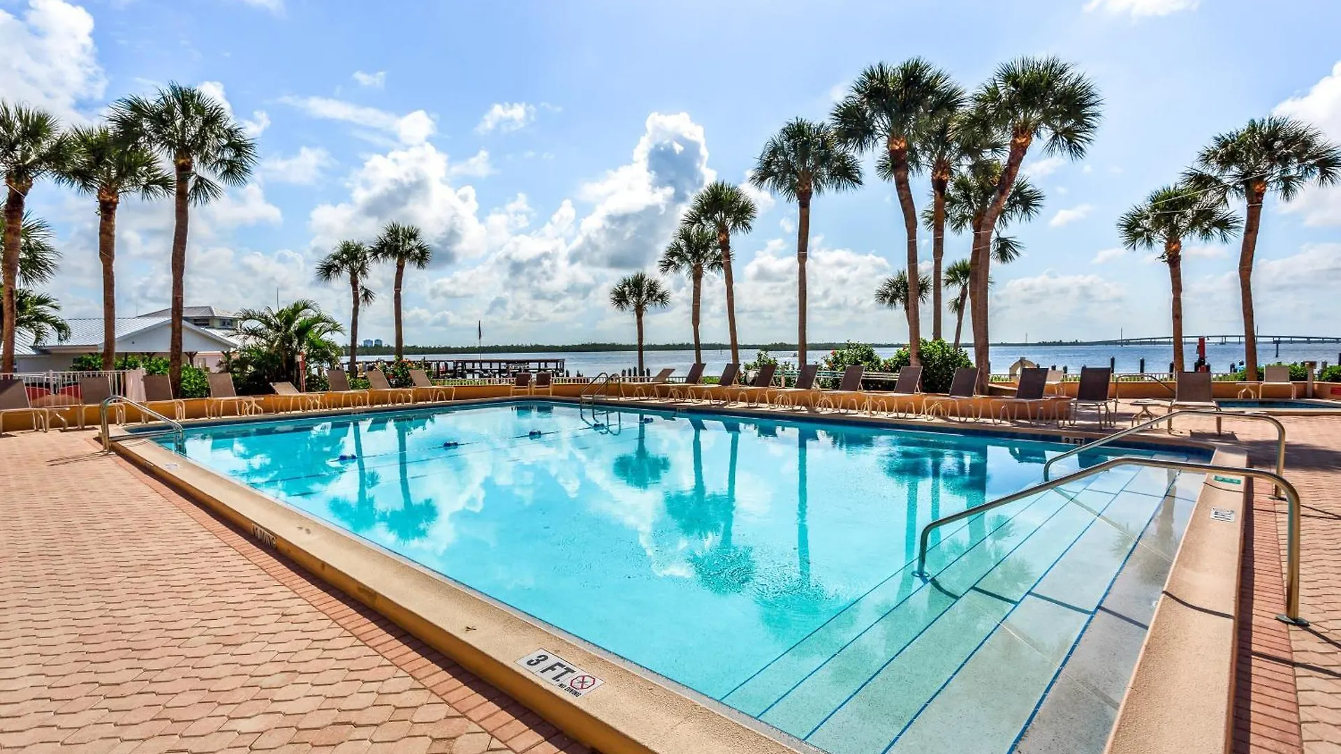 Retreat, Relax, & Repeat In Riverside Marco Island
