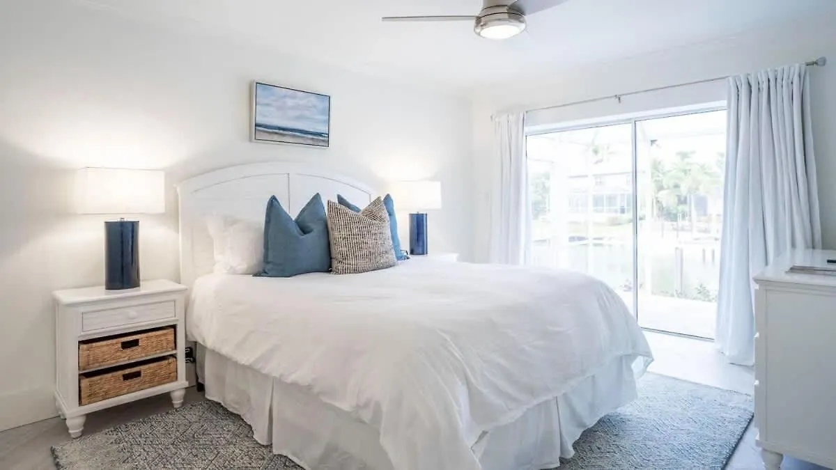 Holiday home Waterfront Escape With Pool Marco Island
