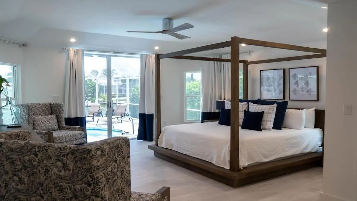 Waterfront Escape With Pool Holiday home *