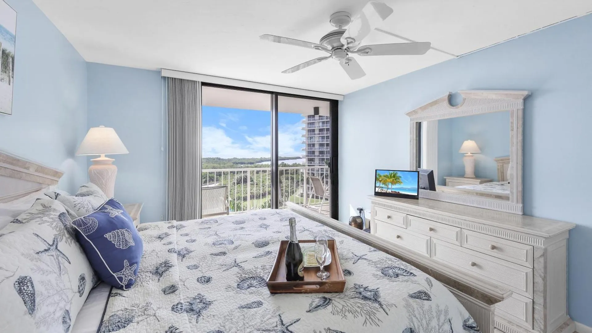 South Seas Tower 3-603
