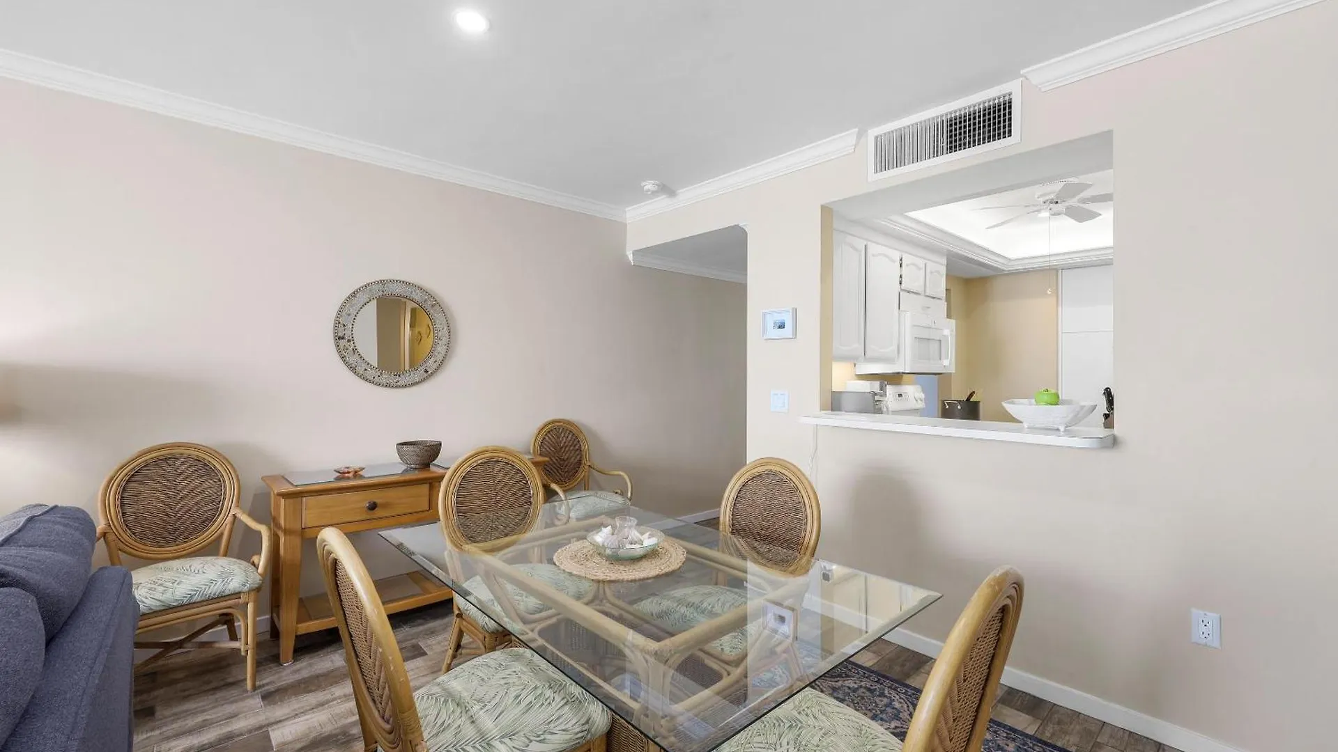 Tradewinds 1205 Holiday home