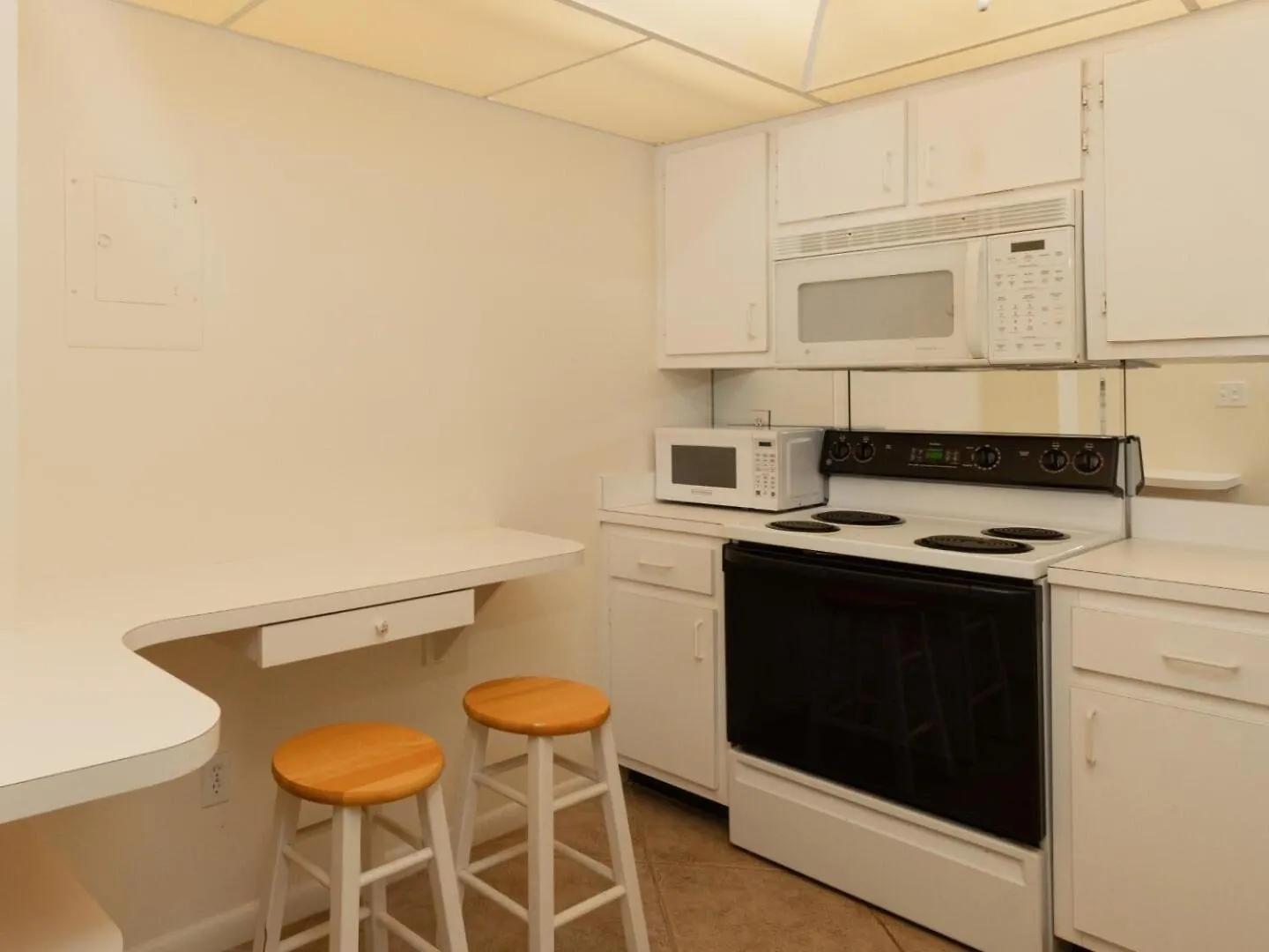 South Seas Tower 3-1108 Apartment