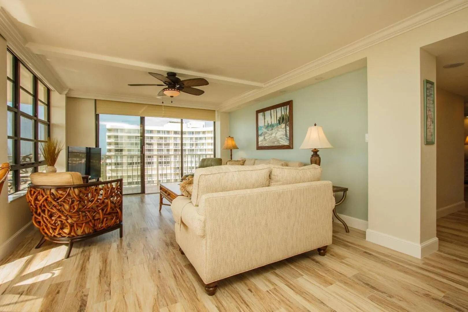 South Seas Tower 3-1612 *