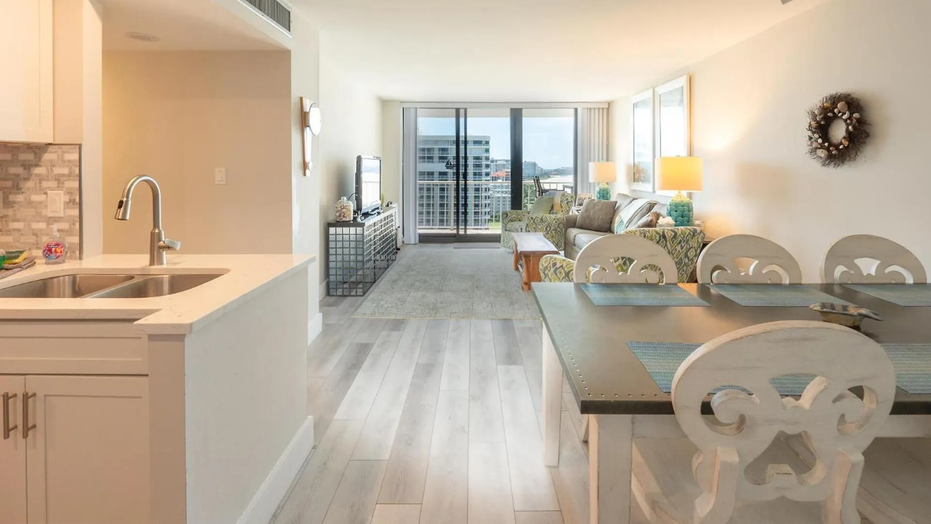 Apartment South Seas Tower 3-1709 Marco Island