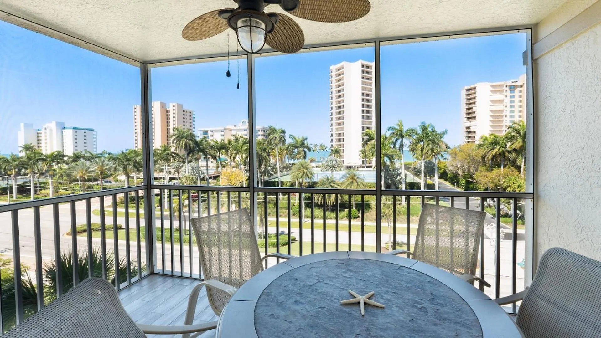Essex S 503 Apartment