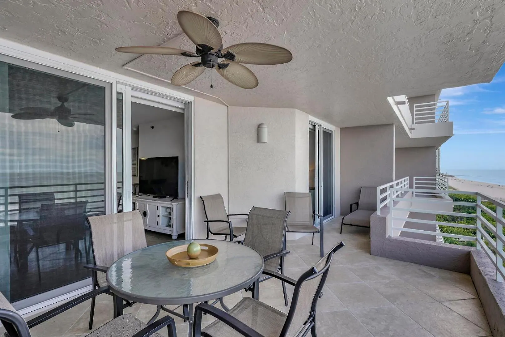 Somerset 609 Apartment *