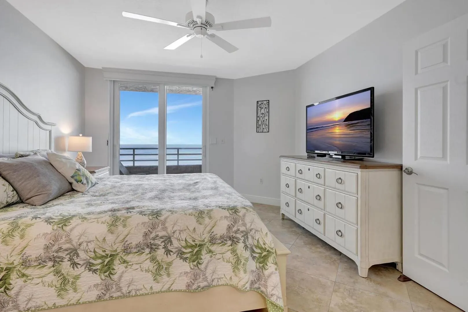 Somerset 609 Apartment *