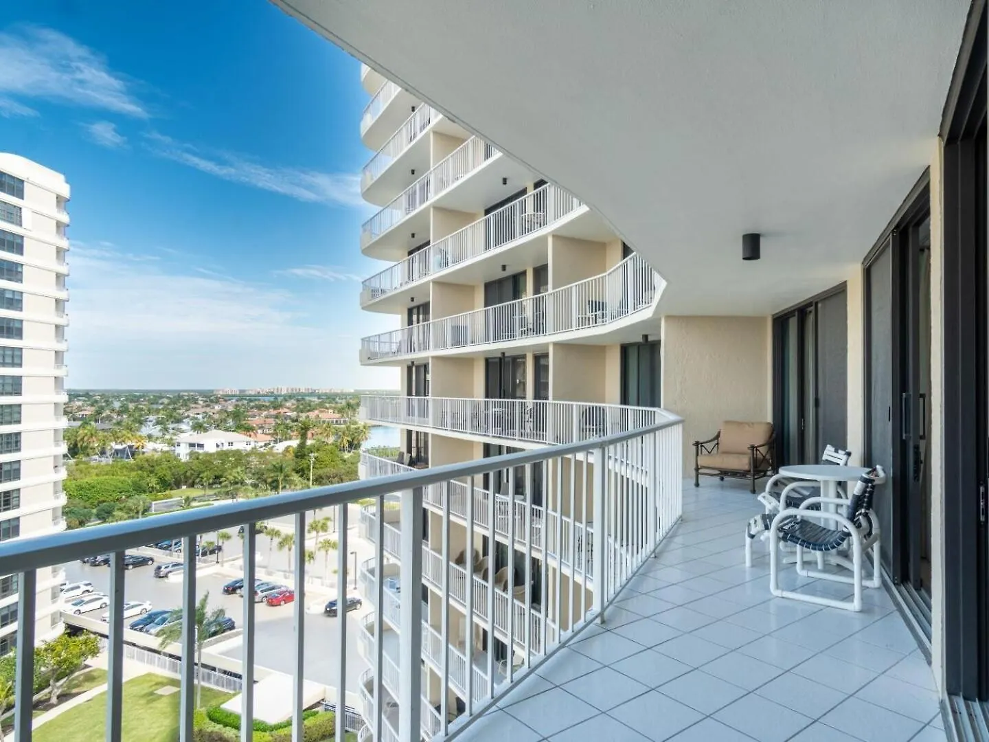 Apartment South Seas Tower 3-1108 *