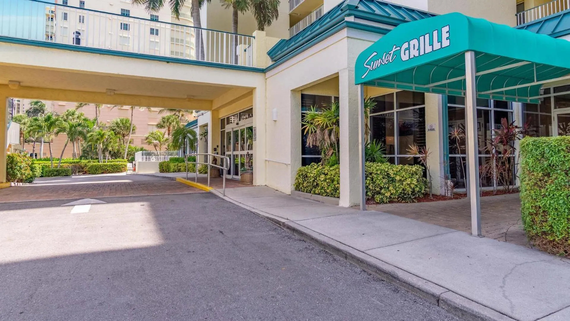 Apollo 505 Apartment Marco Island