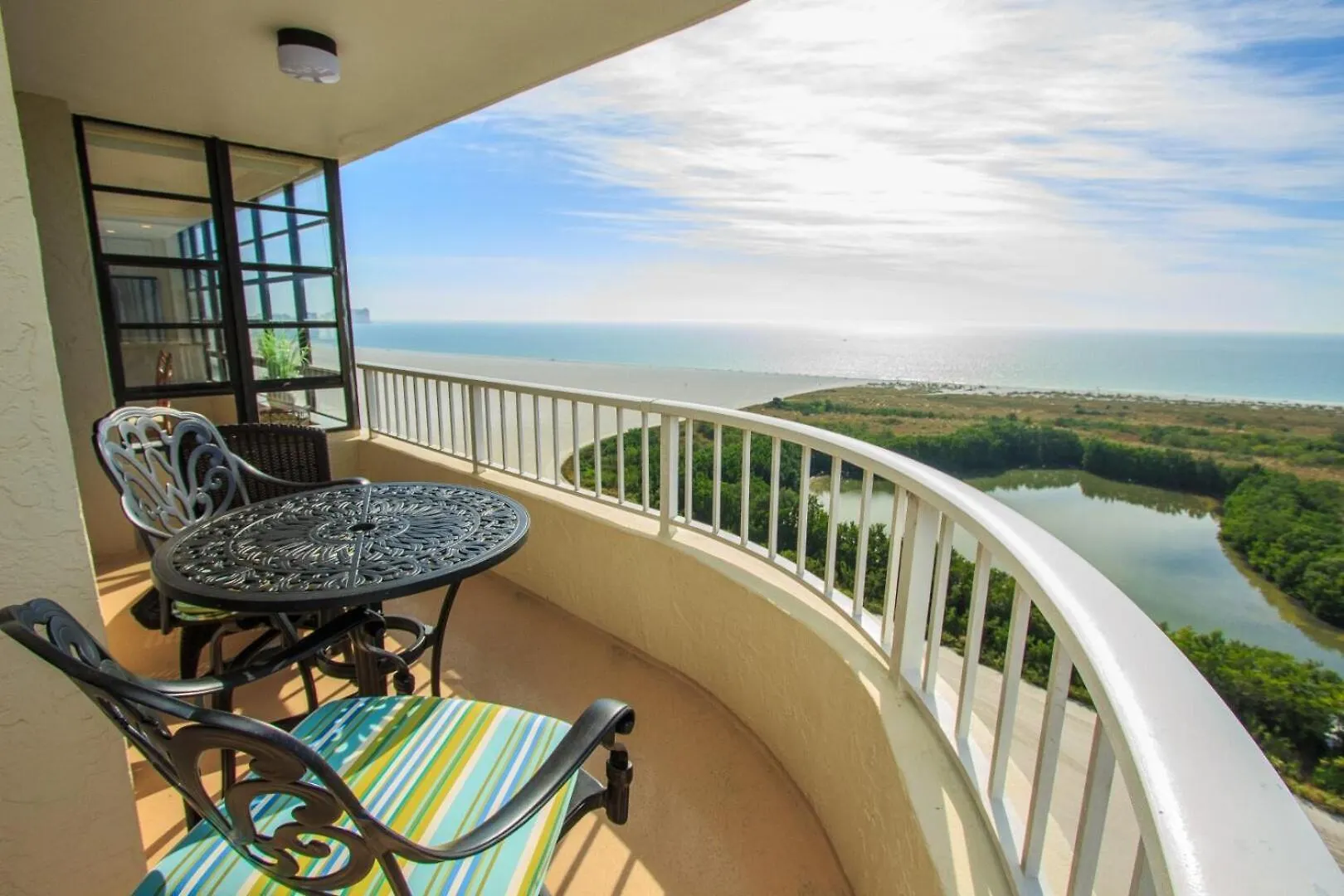 South Seas Tower 3-1612 Apartment