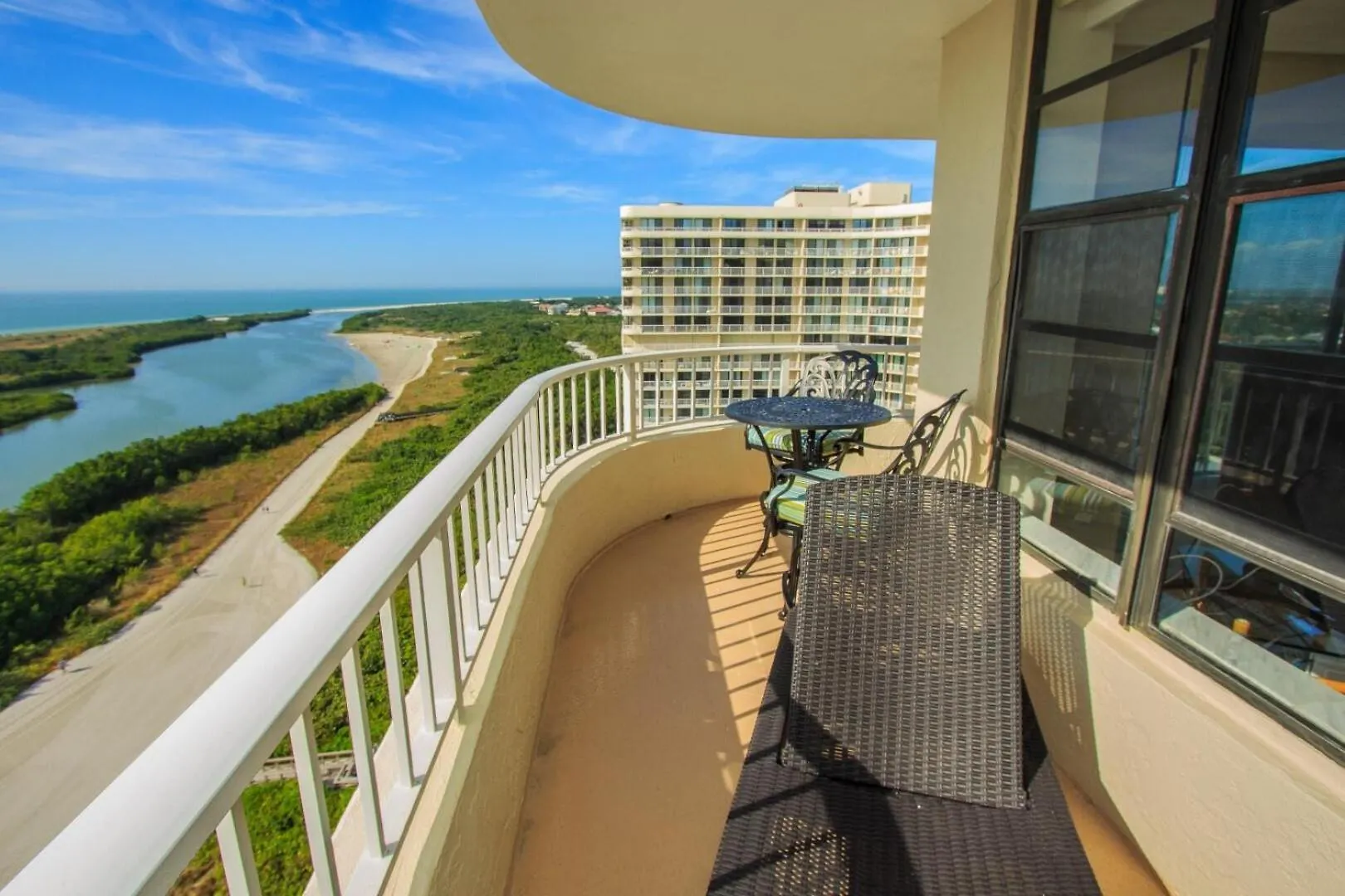 South Seas Tower 3-1612 Apartment *