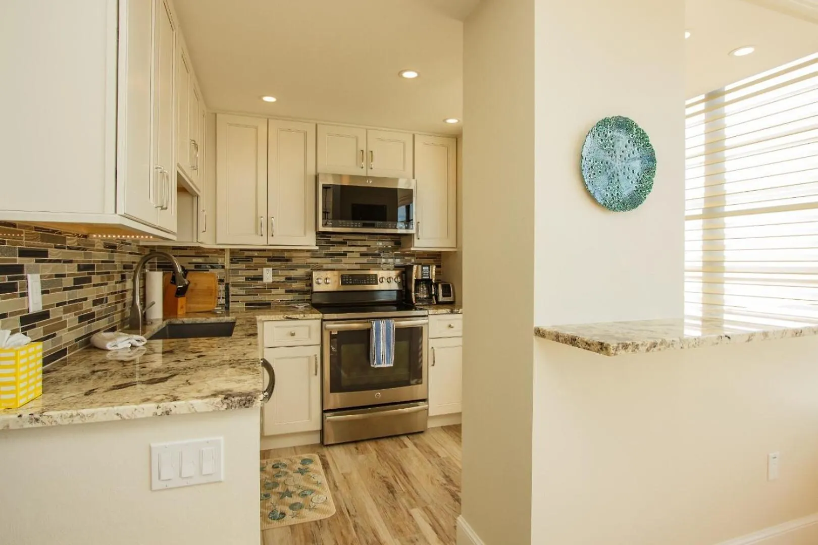 South Seas Tower 3-1612 Apartment *