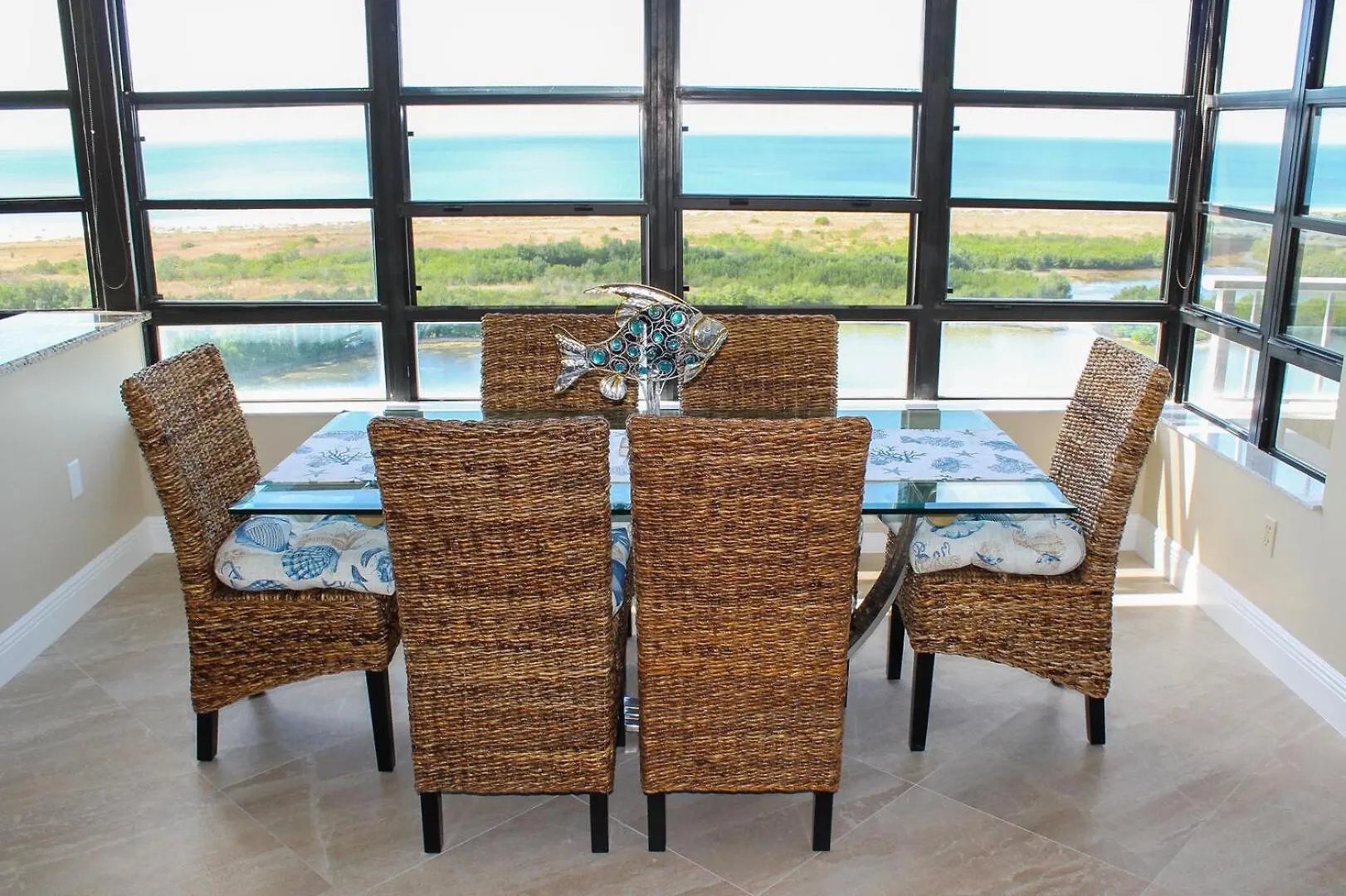 South Seas Tower 4-1212 *