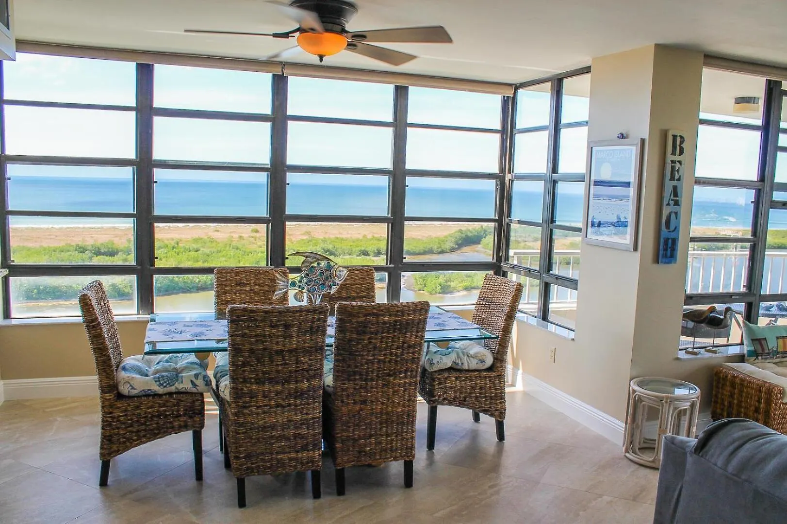 Apartment South Seas Tower 4-1212