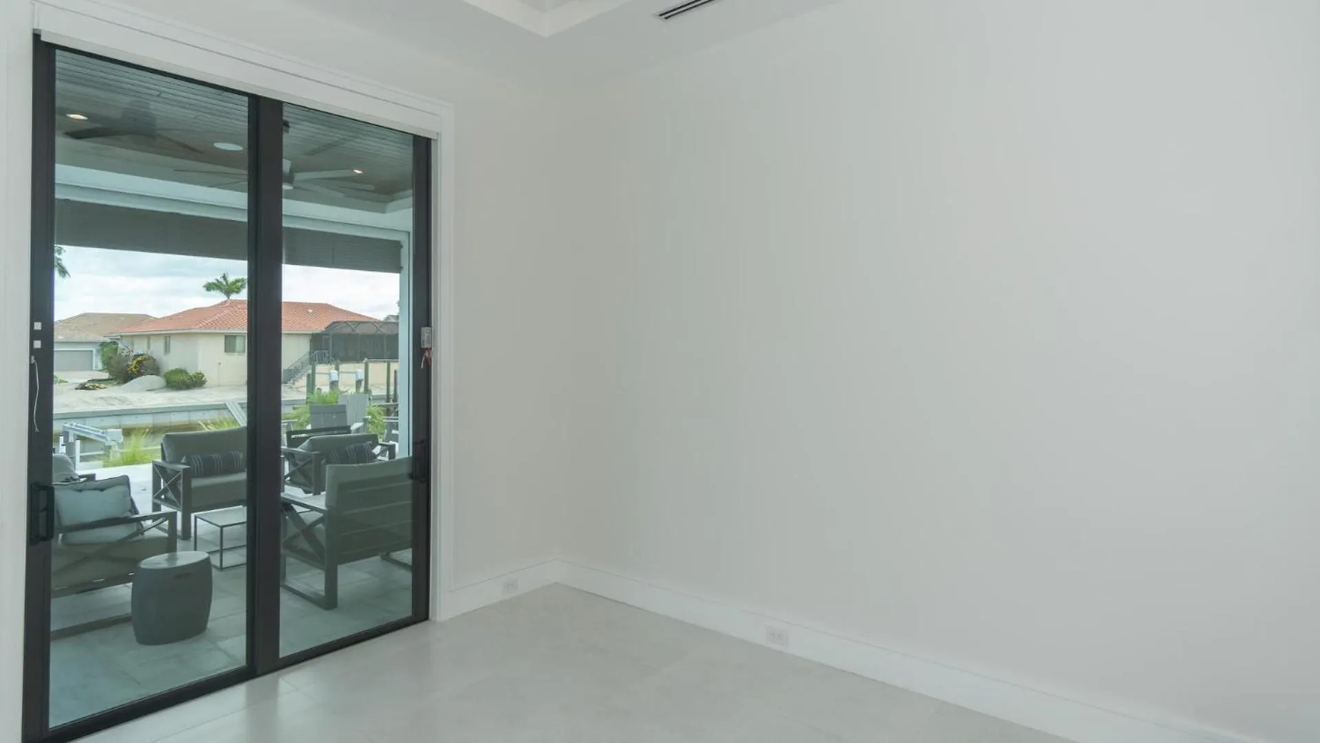 1110 Abbeville Court * Marco Island