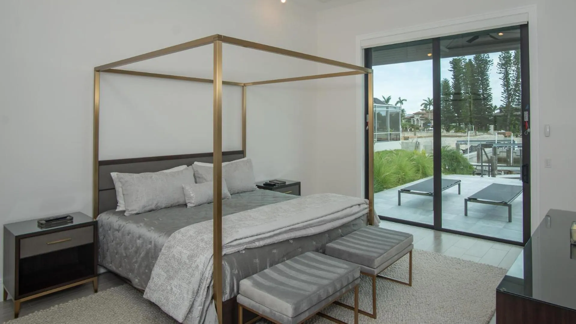 1110 Abbeville Court Holiday home *