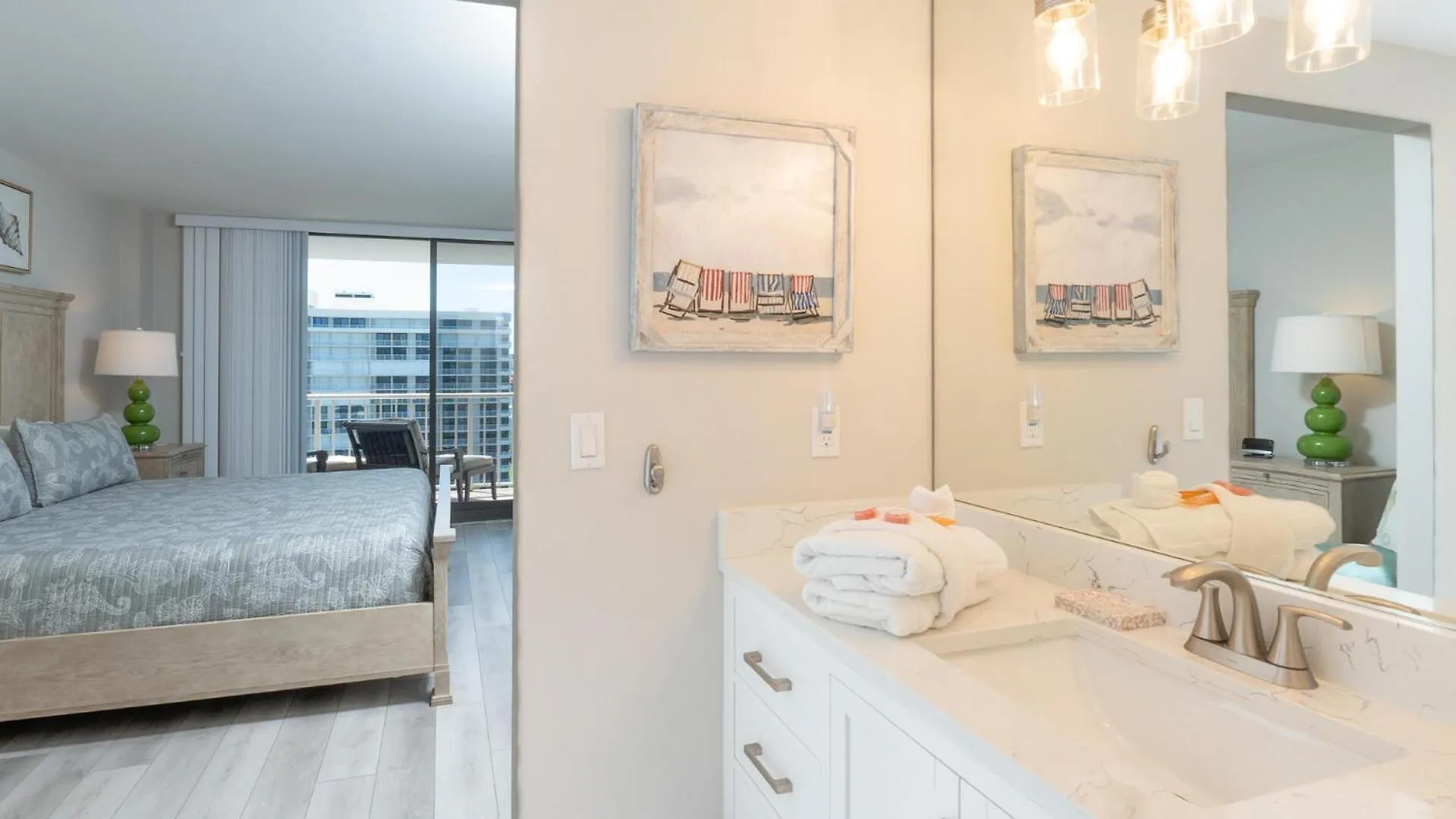 South Seas Tower 3-1709 Apartment