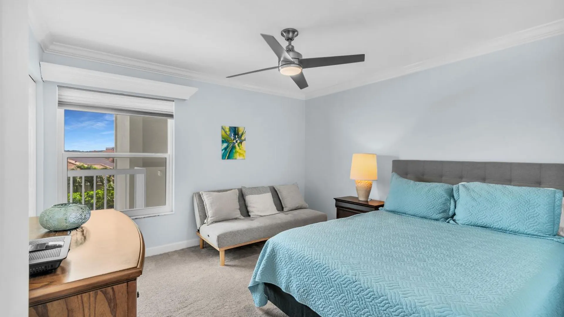 Holiday home Completely Remodeled I Block Away From Free Access Marco Island