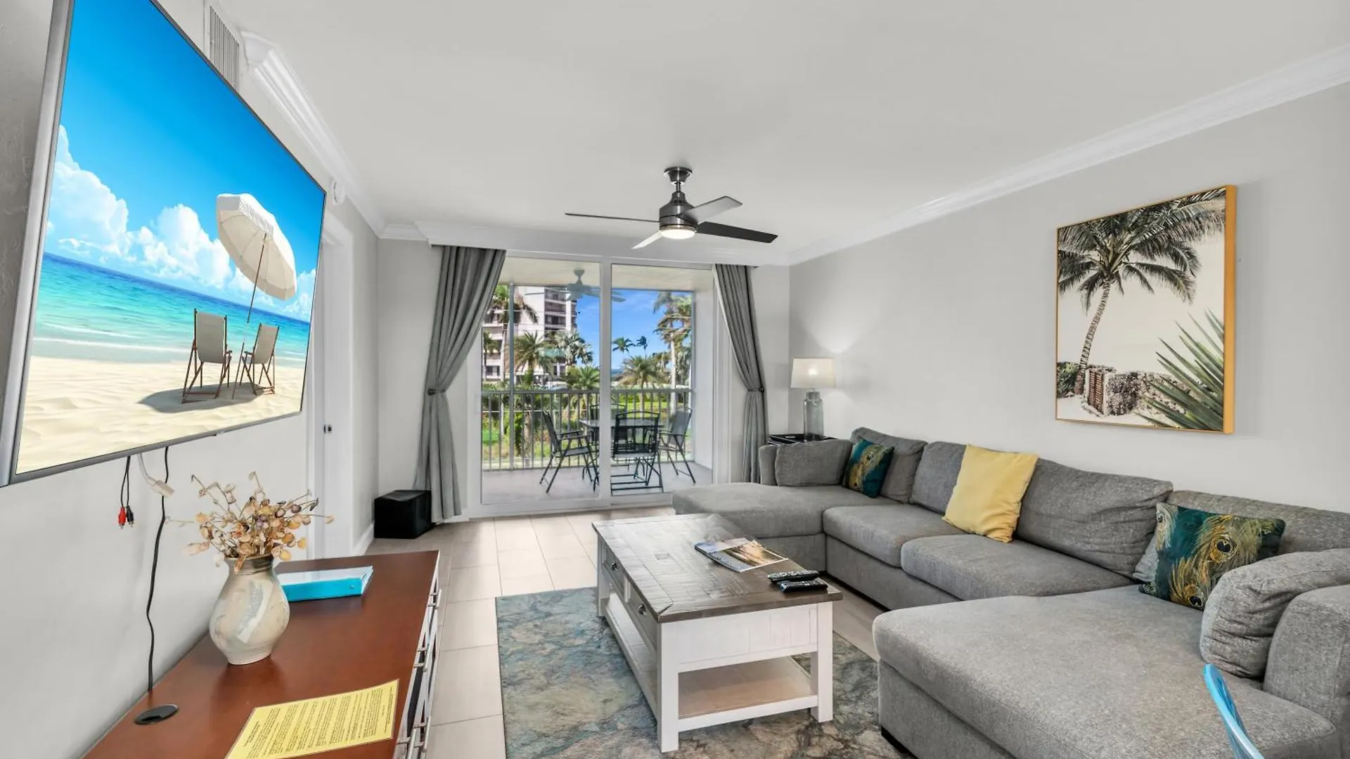 Holiday home Completely Remodeled I Block Away From Free Access