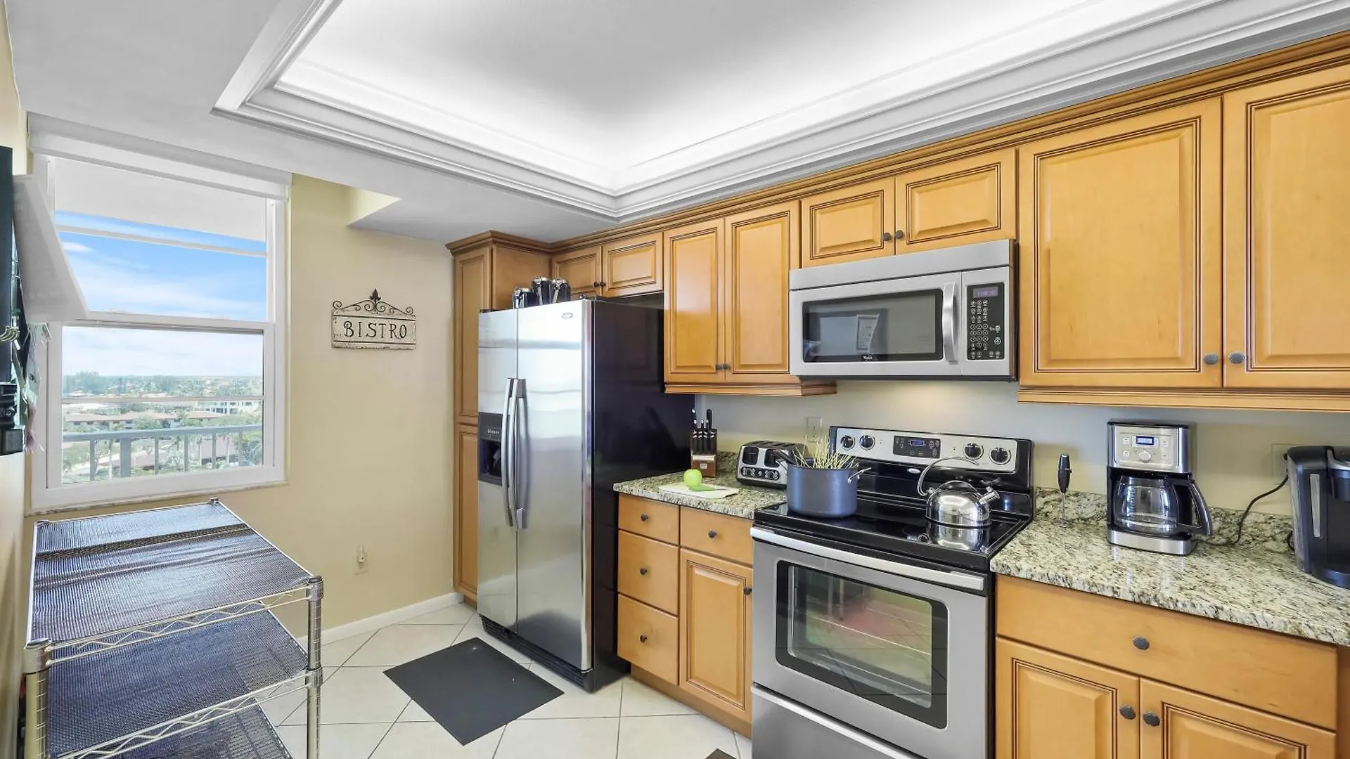 South Seas Tower 3-905