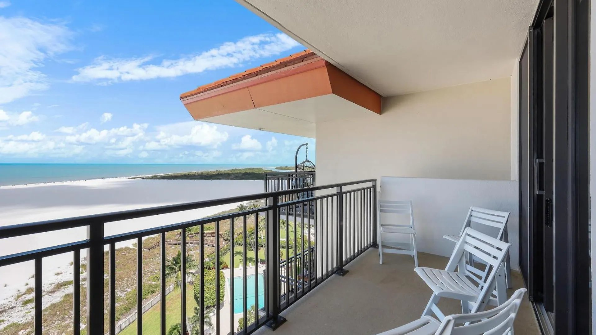 Tradewinds 1114 *
