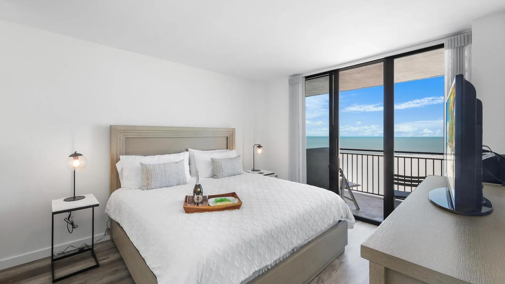 Tradewinds 1114 Holiday home *
