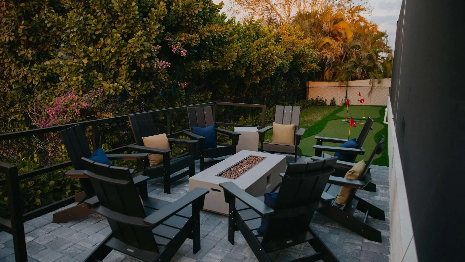 Holiday home Luxury 5br - Pool Game Mini Golf Fire Pit *