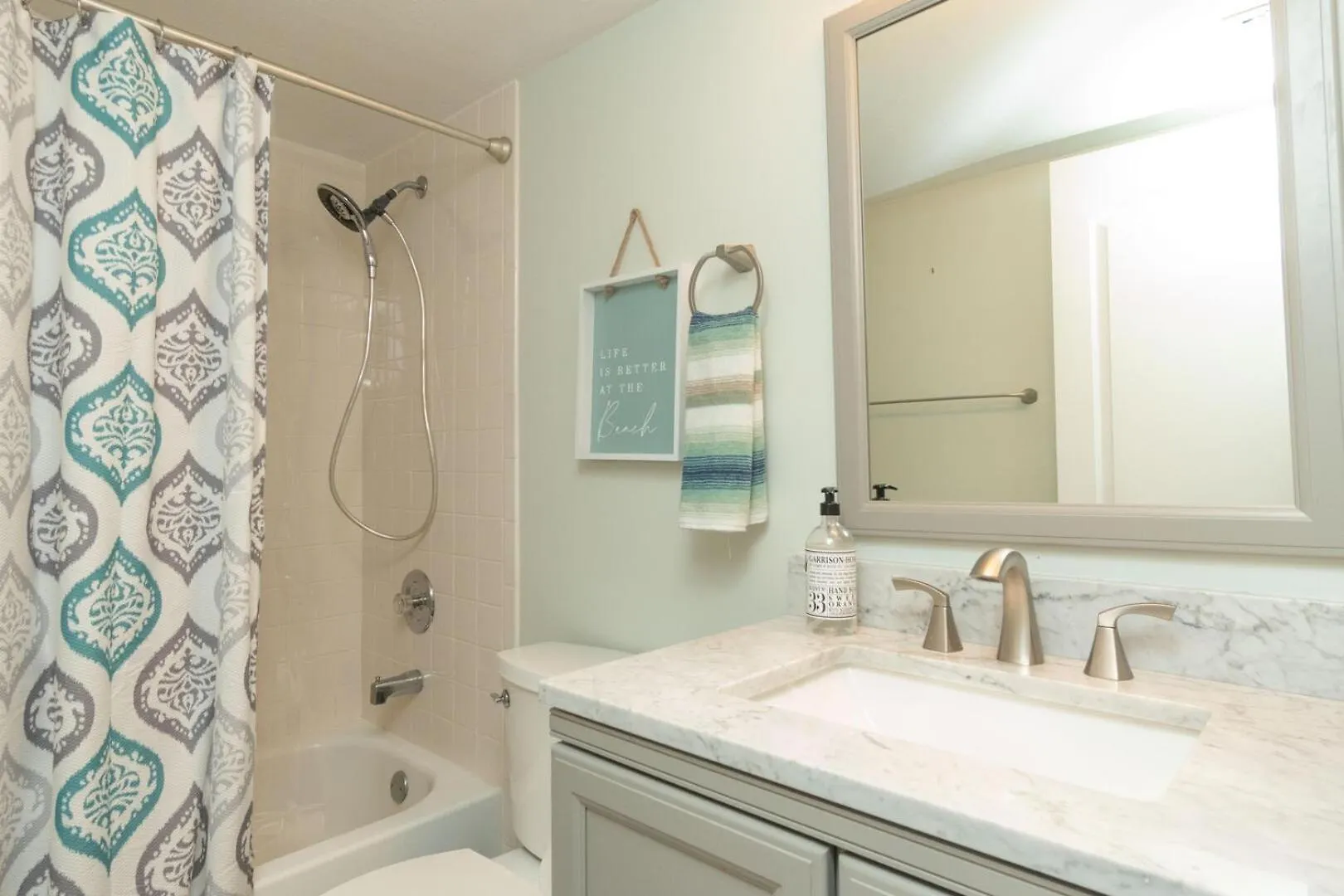 Islander Cove 402 Apartment *
