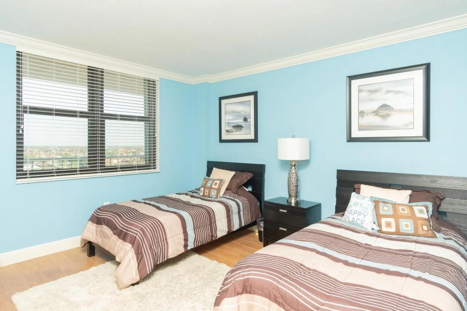 South Seas Tower 2-1002 *