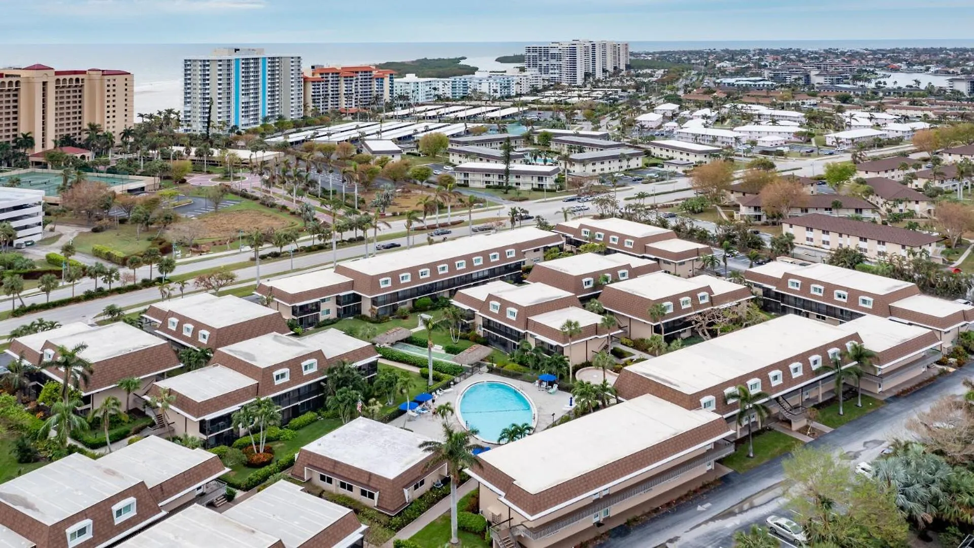 Island Manor K-4 *