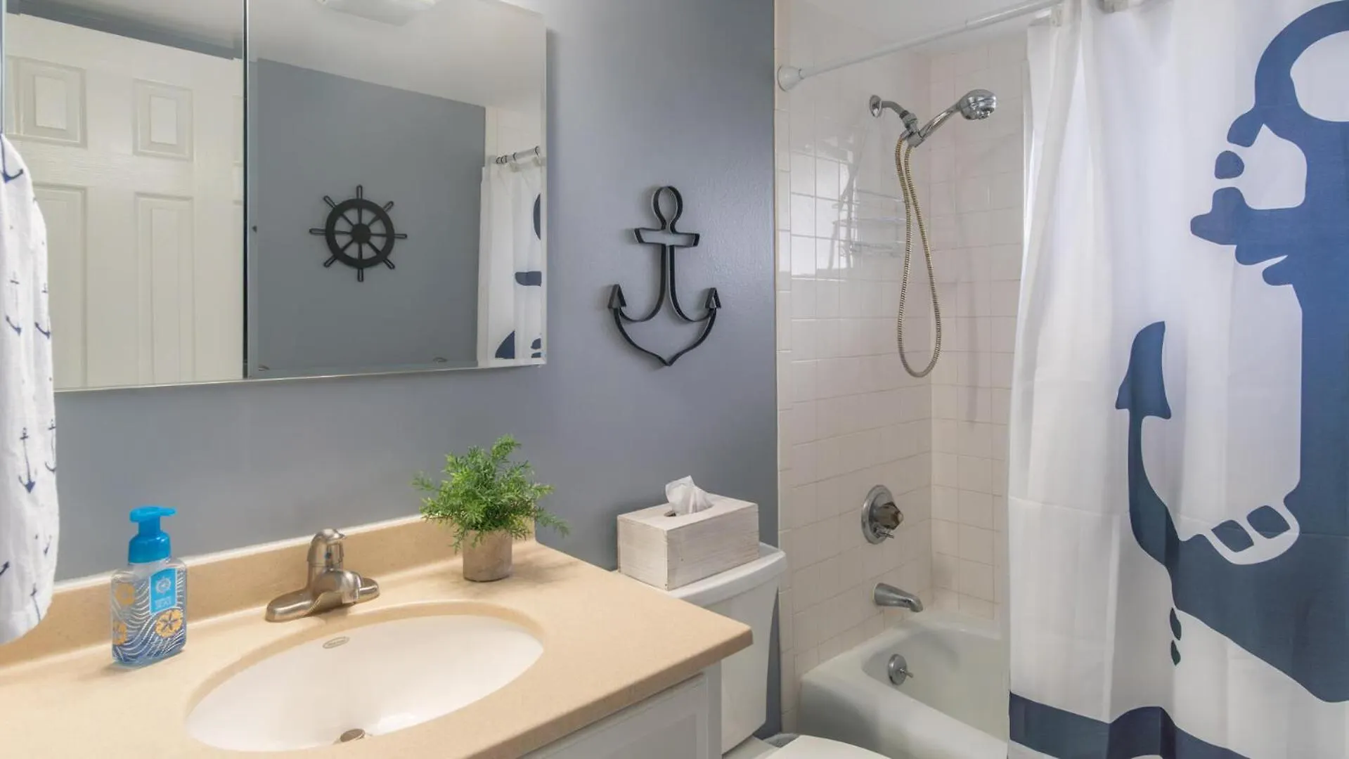 Island Manor K-4 Apartment Marco Island