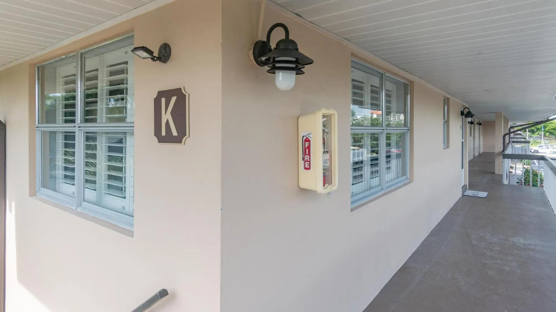 Island Manor K-4 * Marco Island