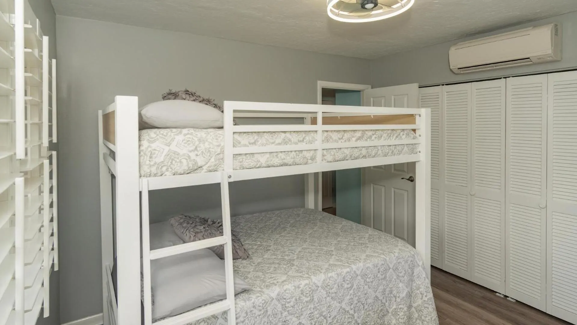 Apartment Island Manor K-4