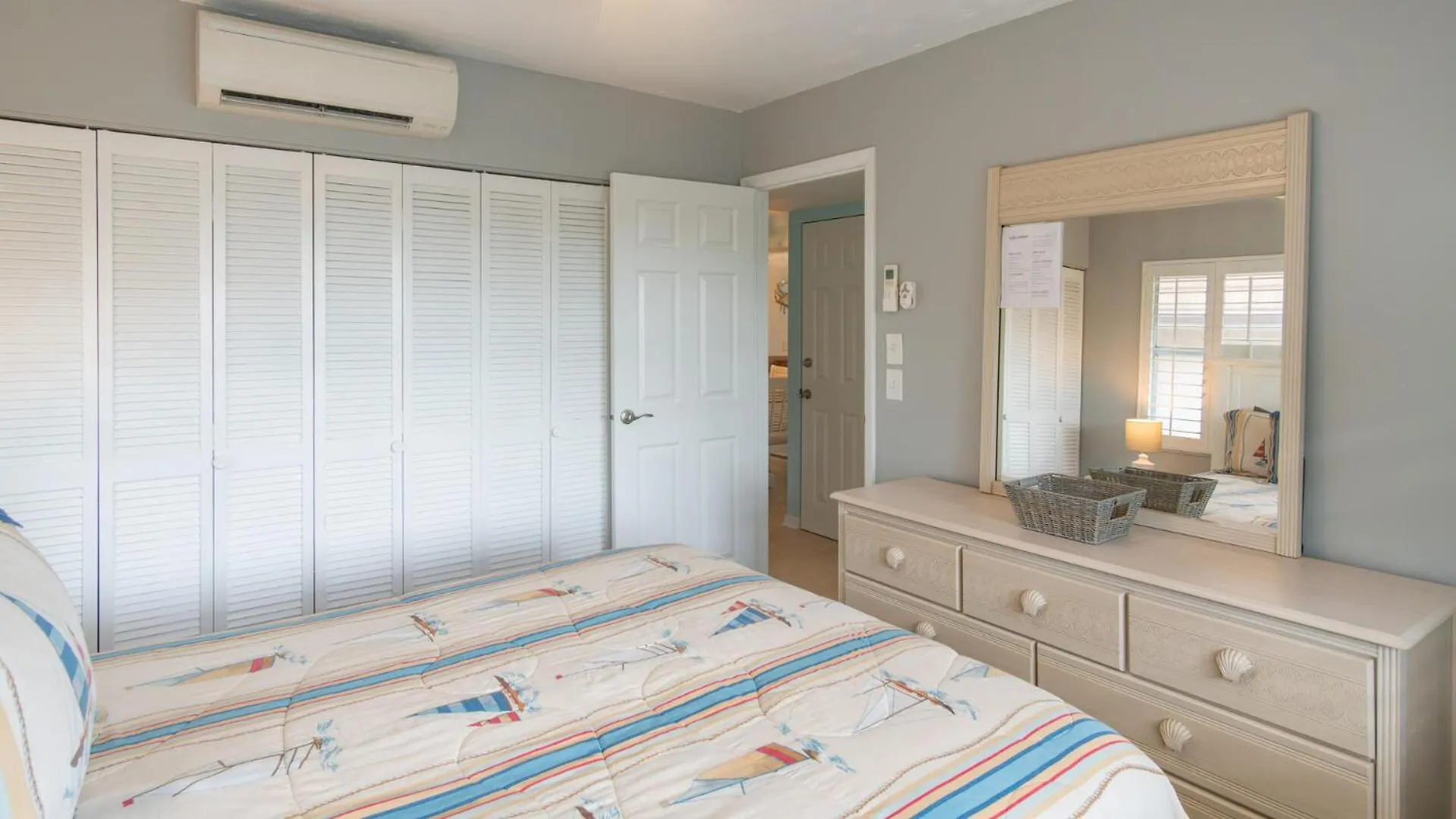 Apartment Island Manor K-4 *