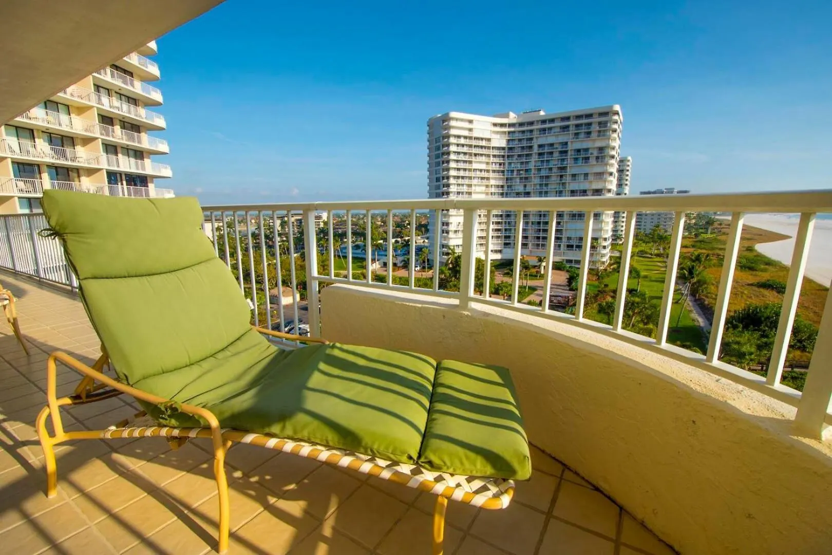 South Seas Tower 3-811