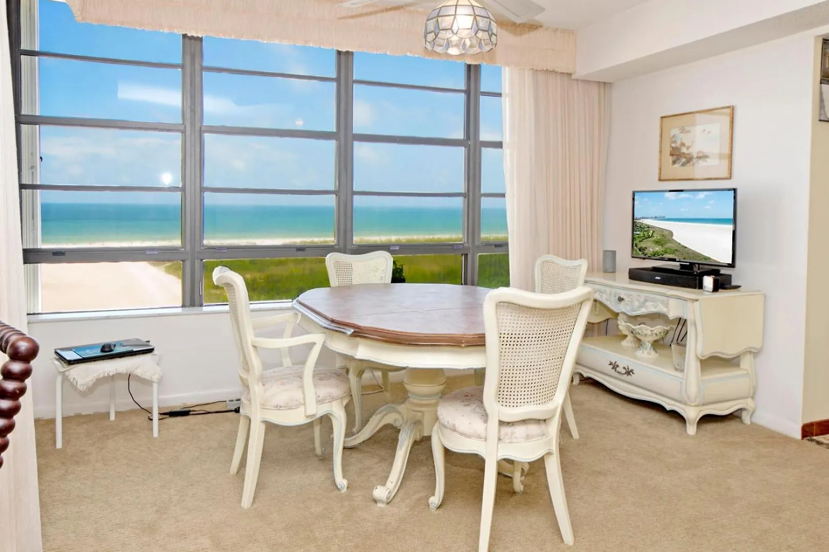 Apartment South Seas Tower 2-1011 *