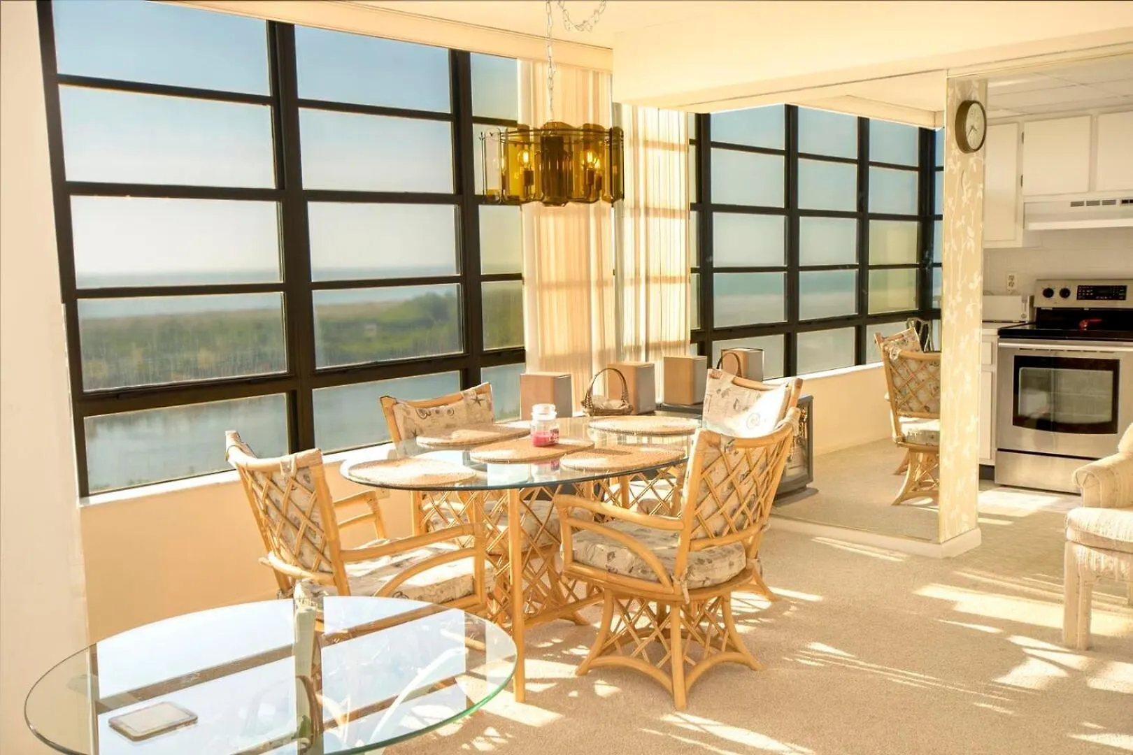 Apartment South Seas Tower 3-811