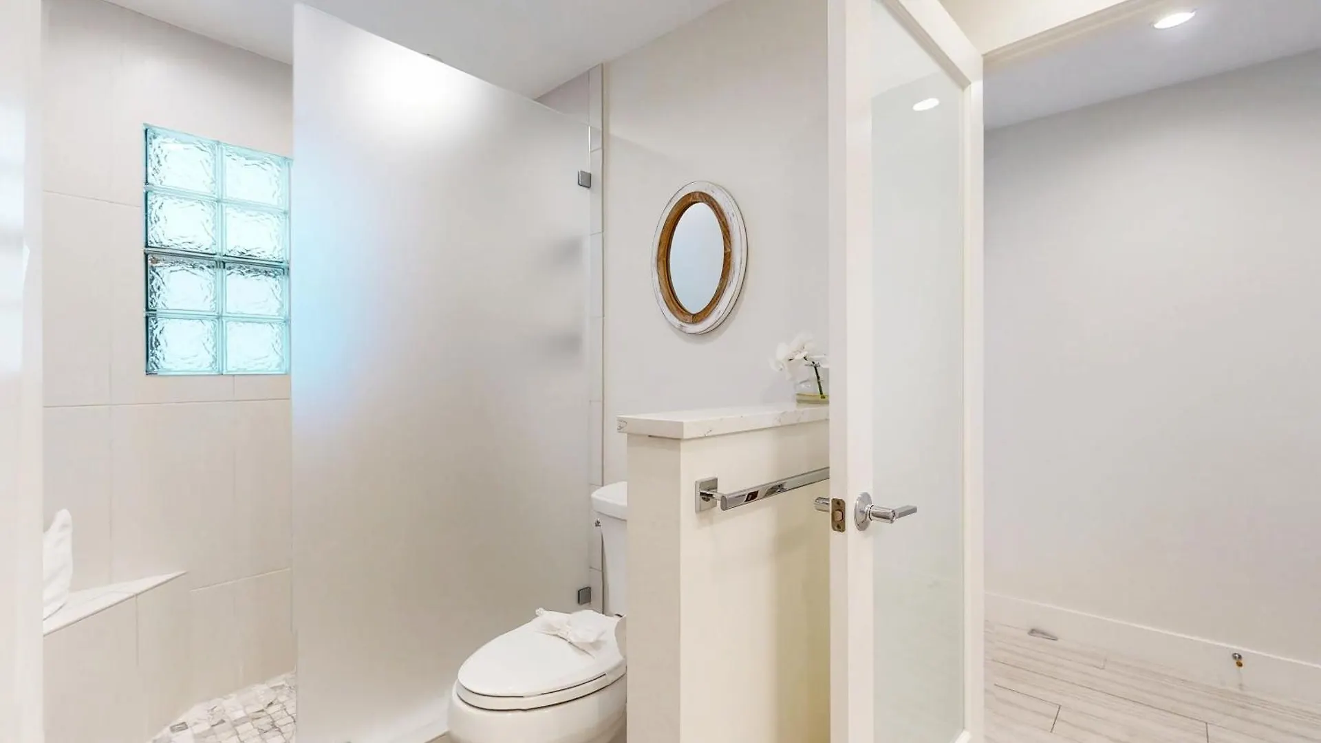 It's A Shore Thing In Riverside Apartment Marco Island