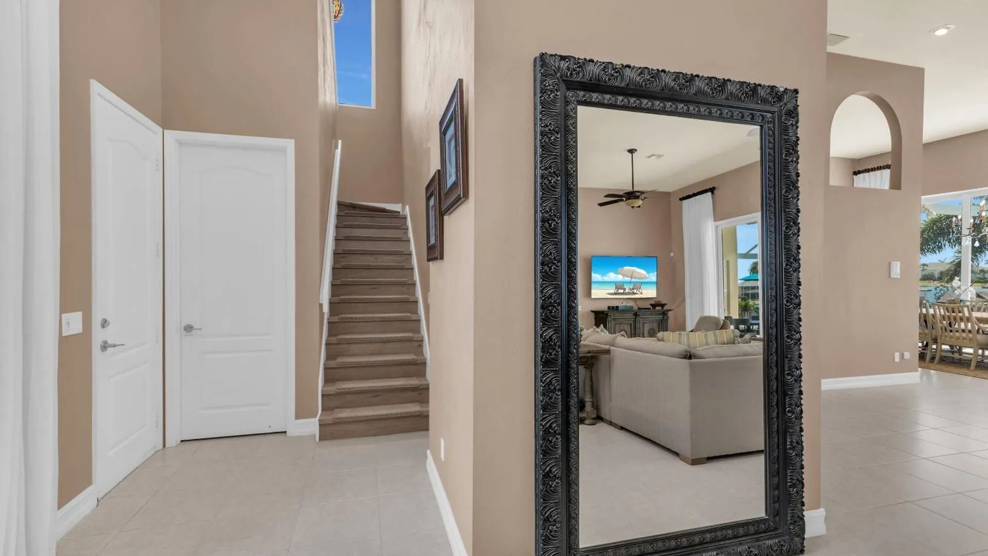 Southern Exposure I Waterfront 5 Bed House I Wide Water Views Of Landmark Bay マルコ・アイランド