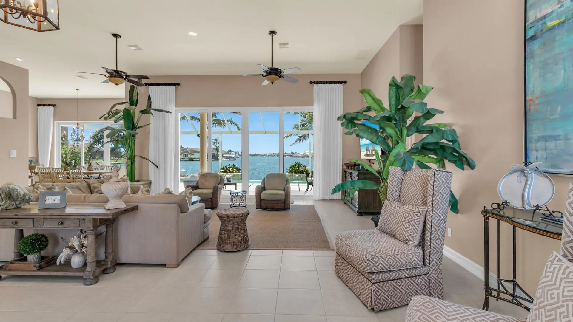 Southern Exposure I Waterfront 5 Bed House I Wide Water Views Of Landmark Bay マルコ・アイランド