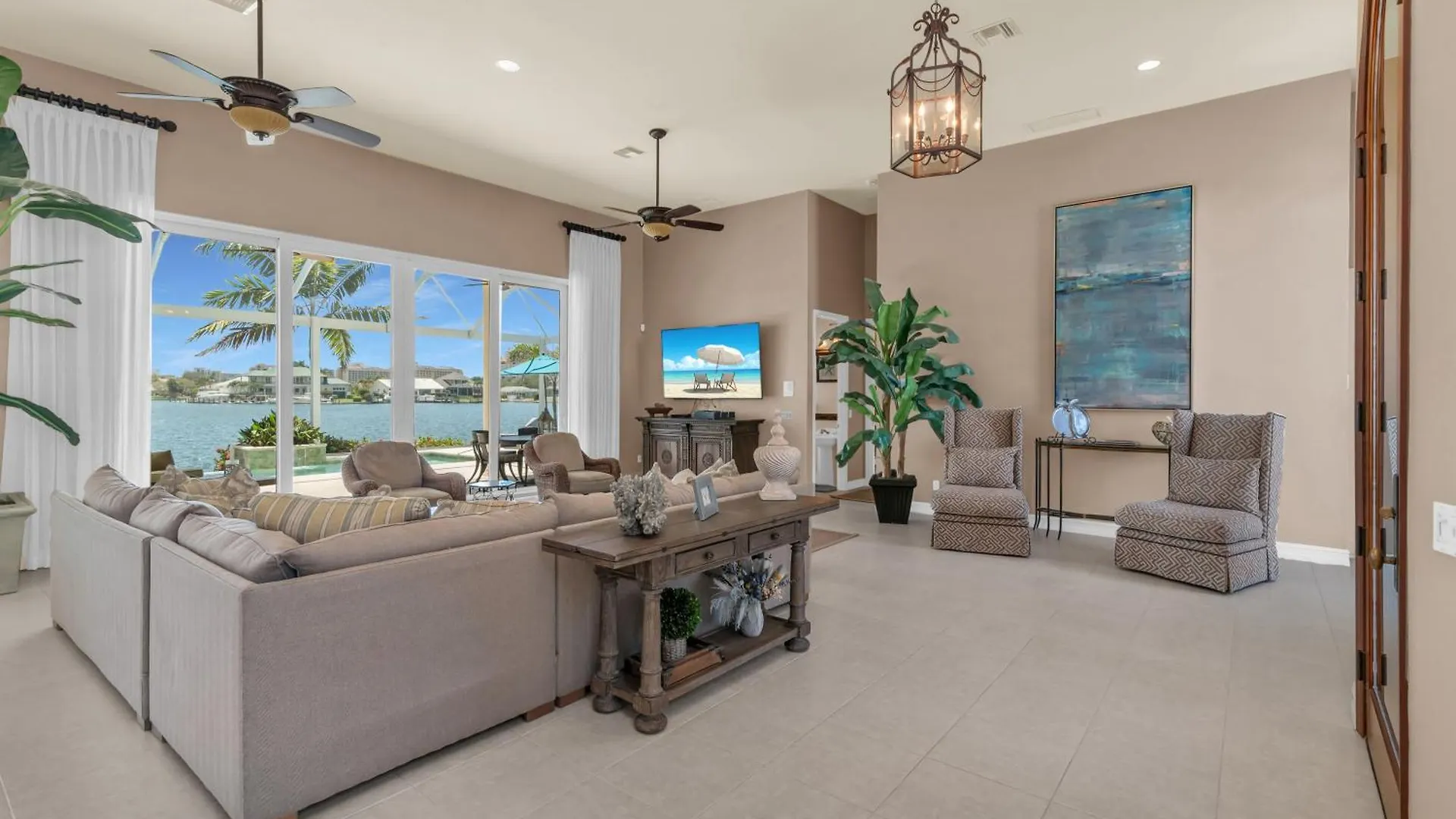Southern Exposure I Waterfront 5 Bed House I Wide Water Views Of Landmark Bay 別荘