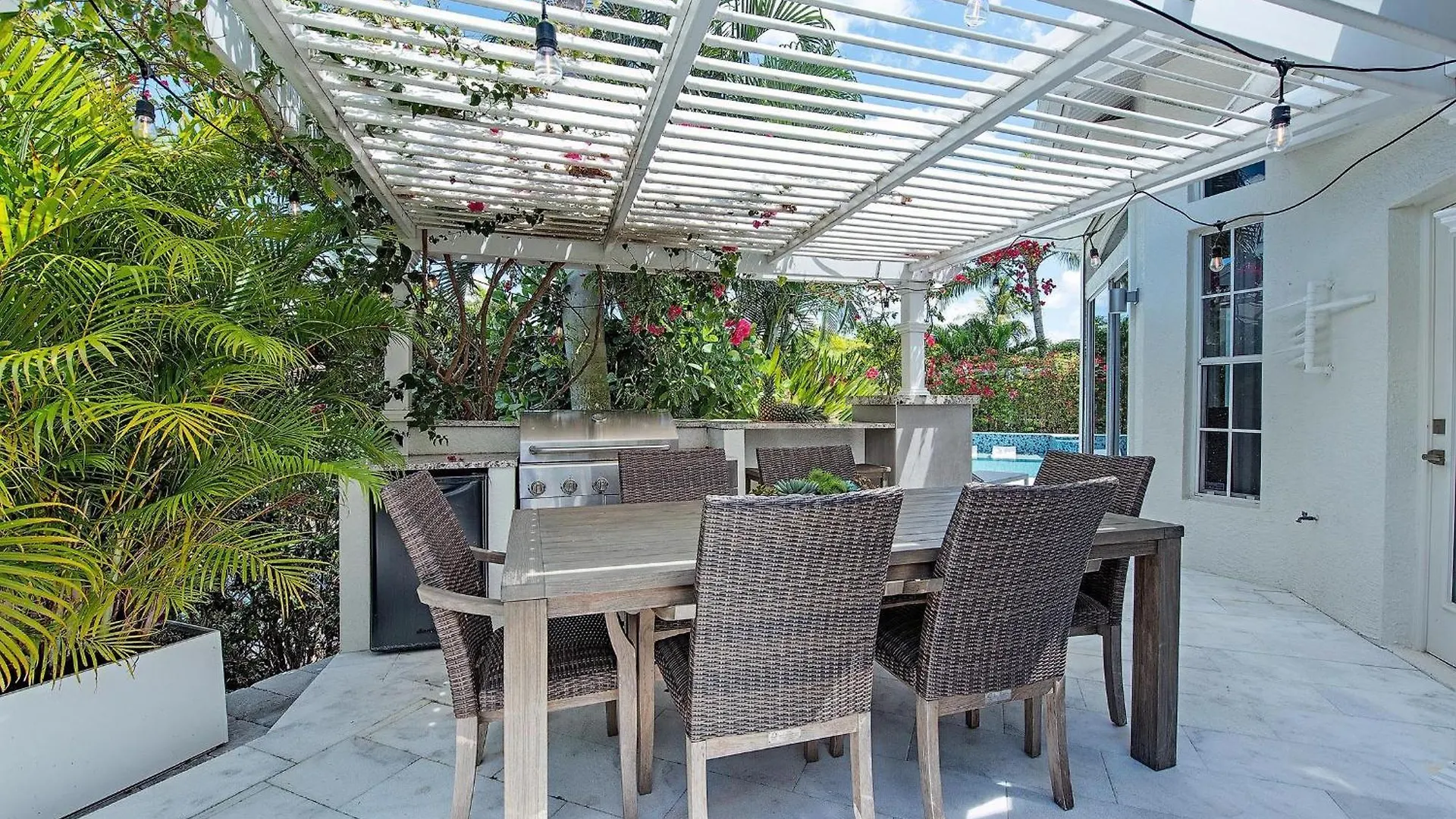 Holiday home Bougainvillea *