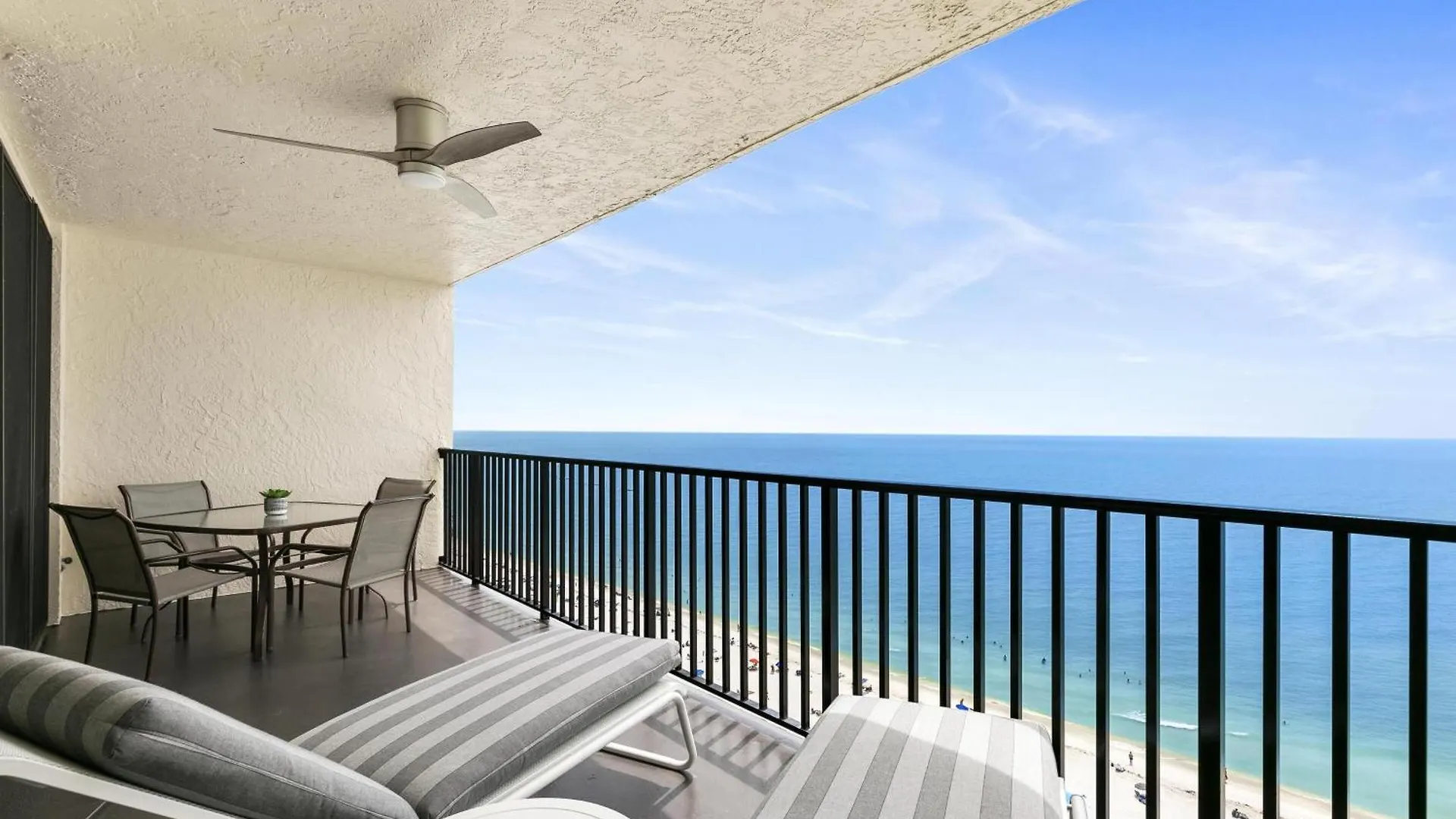 Apartment New Listing-pristine Cozy Ocean Penthouse Marco Island