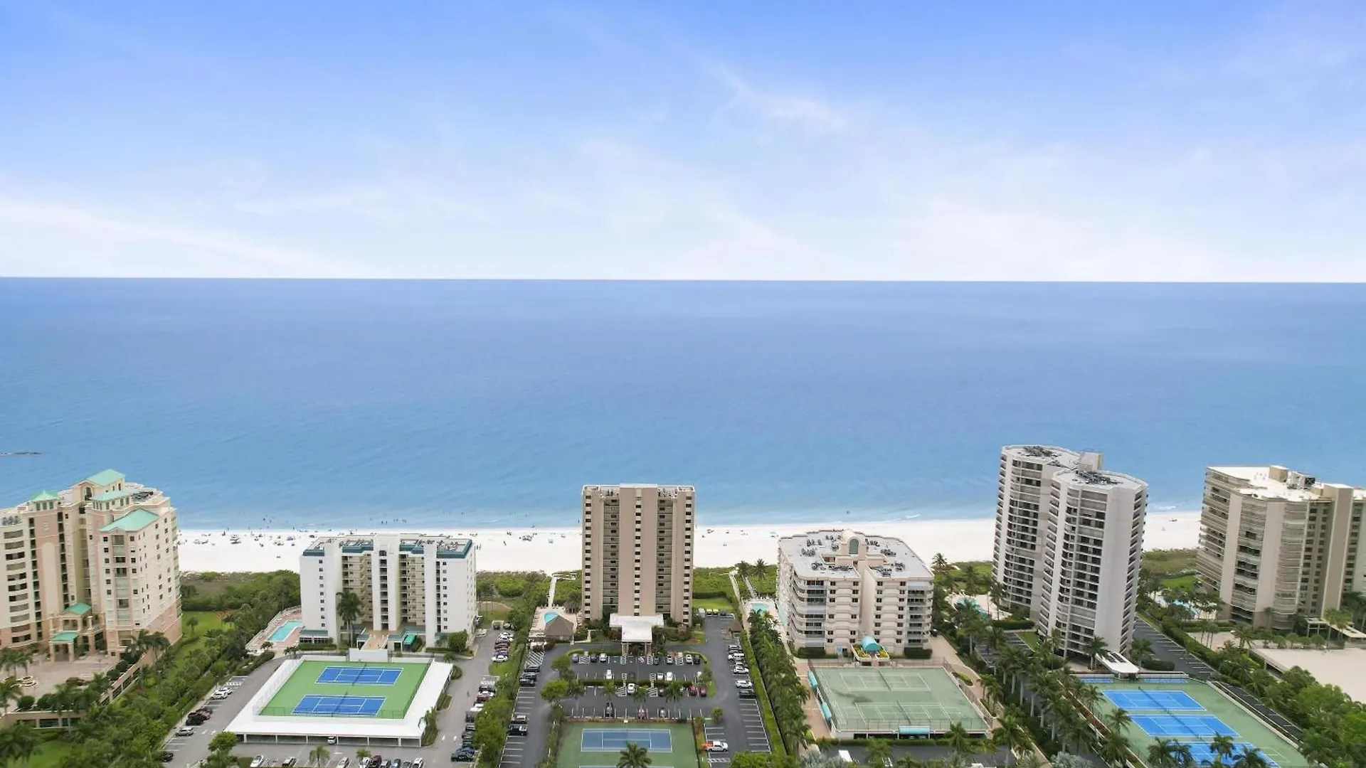 Apartment New Listing-pristine Cozy Ocean Penthouse